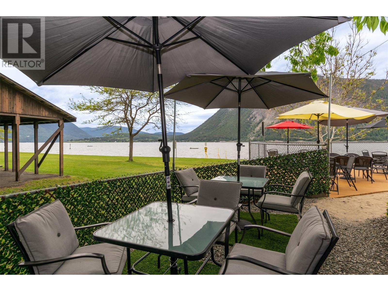 7220 36 Street Ne. Salmon Arm, British Columbia