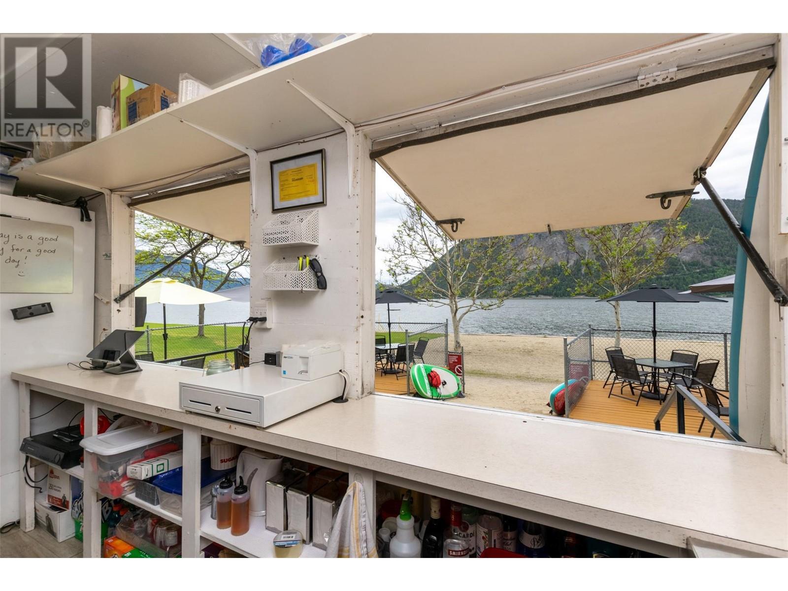 7220 36 Street Ne. Salmon Arm, British Columbia