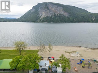 7220 36 Street Ne. Salmon Arm, British Columbia