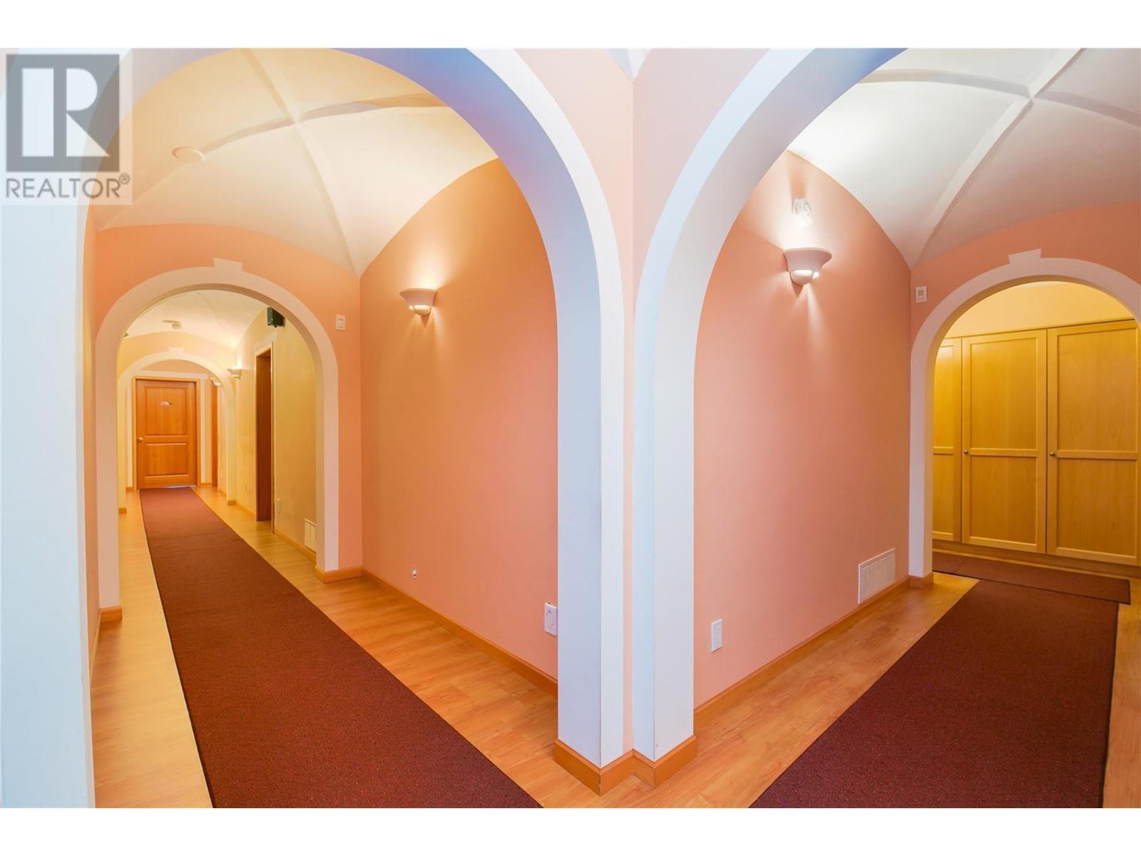 2190 30 Street Ne. Salmon Arm, British Columbia