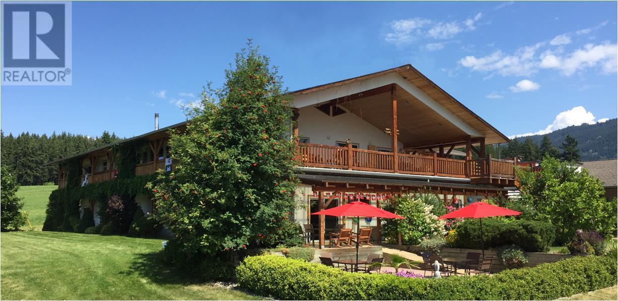 2190 30 Street Ne. Salmon Arm, British Columbia