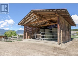 2190 30 Street Ne. Salmon Arm, British Columbia