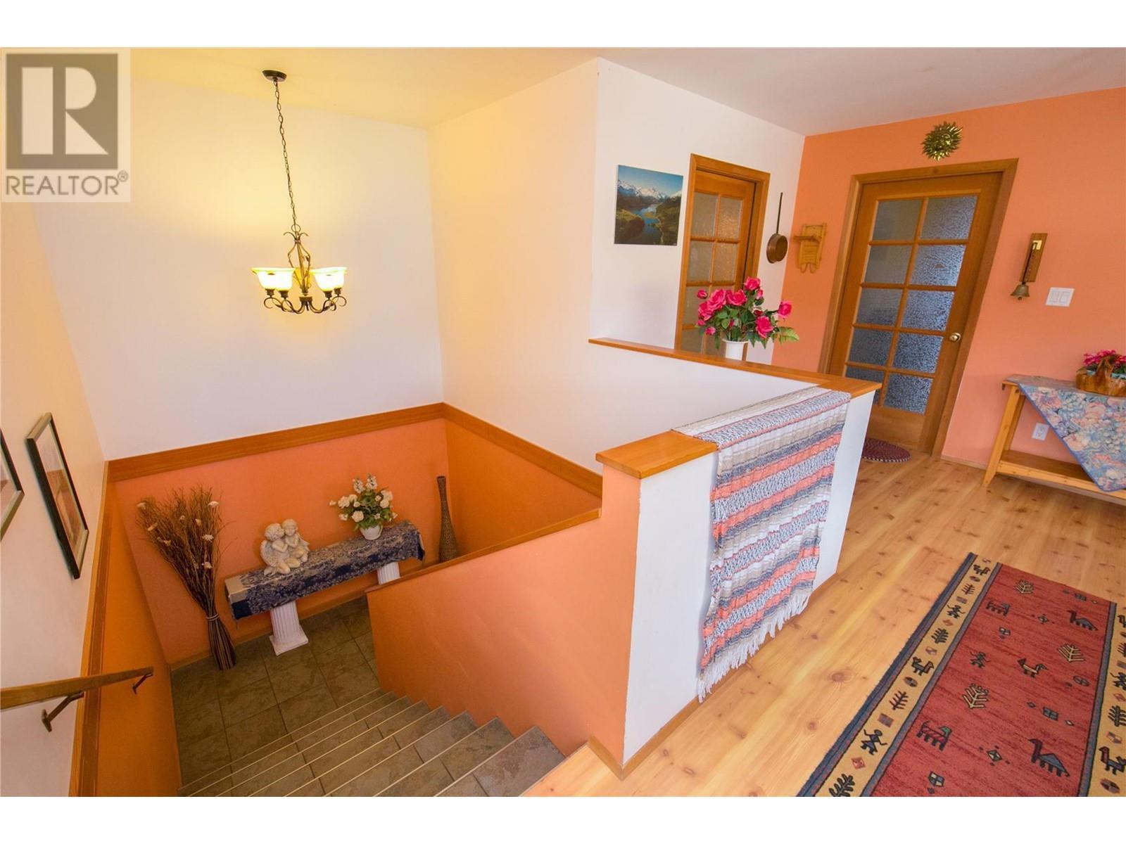 2190 30 Street Ne. Salmon Arm, British Columbia