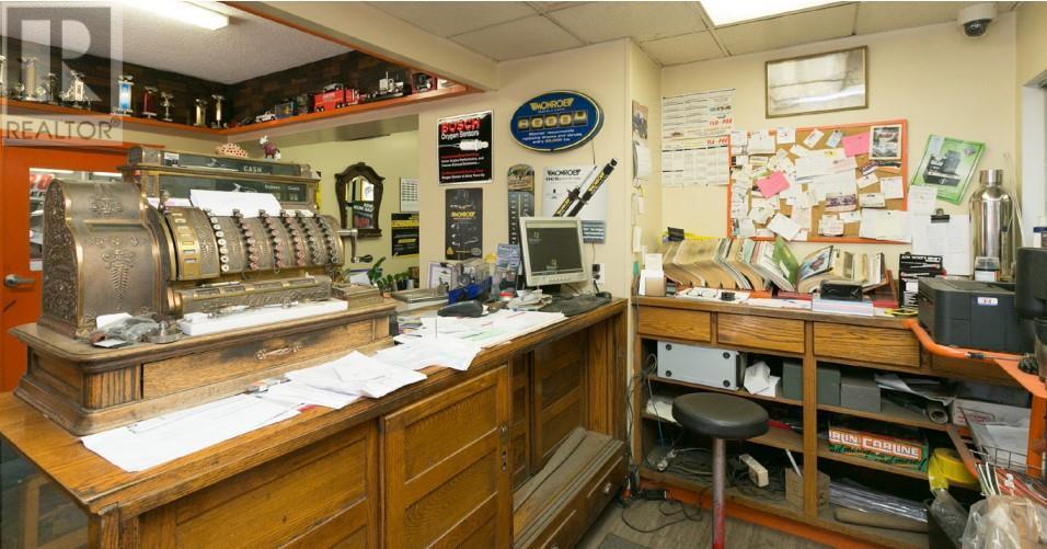 1948 Windsor Road. Kelowna, British Columbia