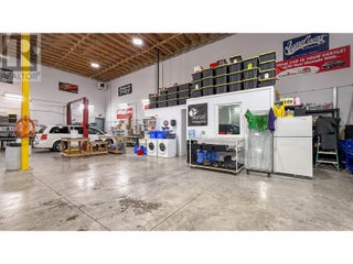 2844 Fenwick Road. Kelowna, British Columbia