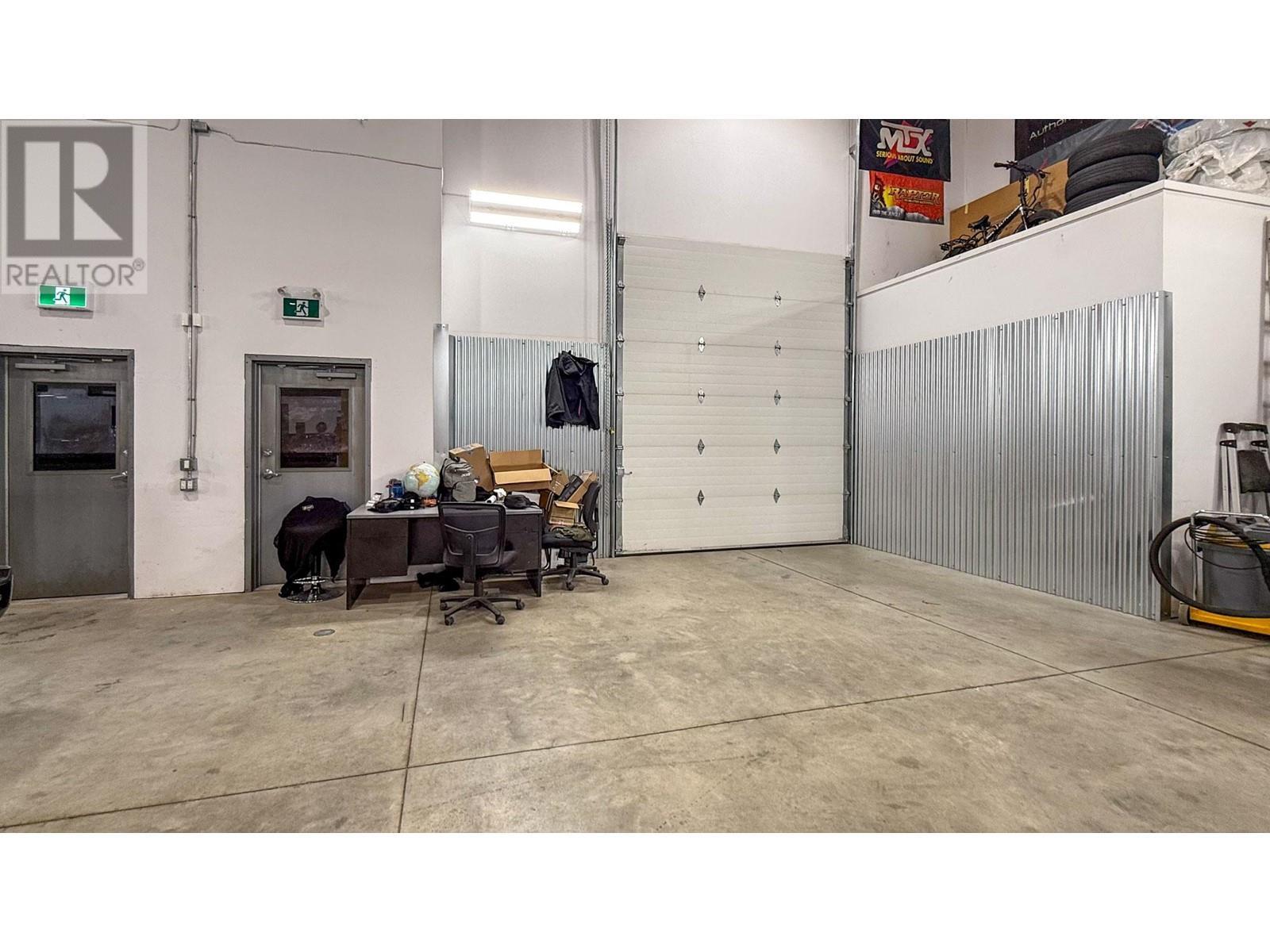 2844 Fenwick Road. Kelowna, British Columbia