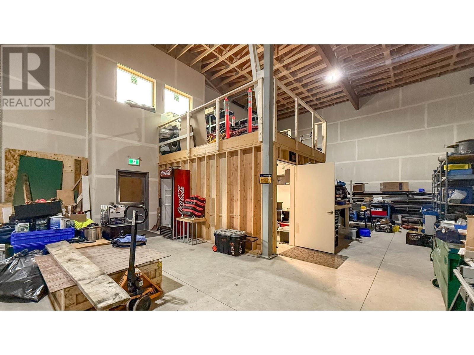 2846 Fenwick Road. Kelowna, British Columbia