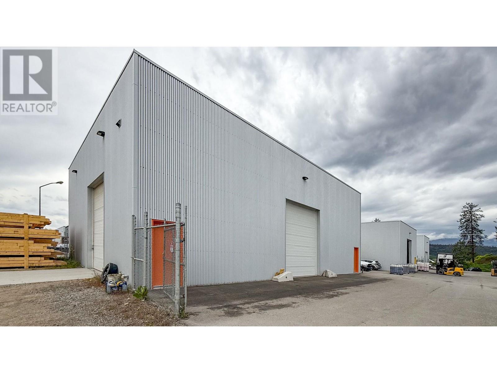 9013 - 9021 Jim Bailey Road. Kelowna, British Columbia