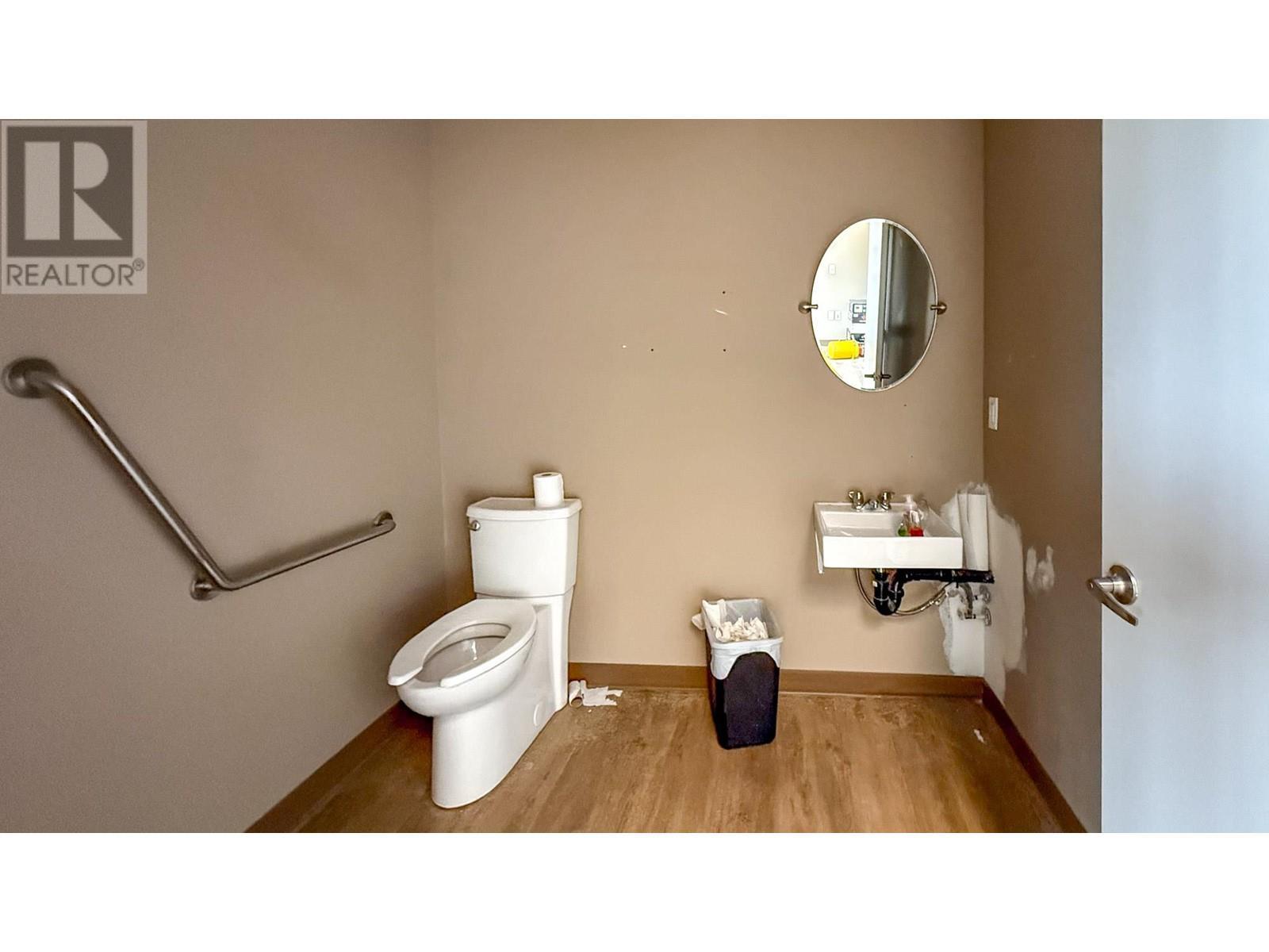 9013 - 9021 Jim Bailey Road. Kelowna, British Columbia