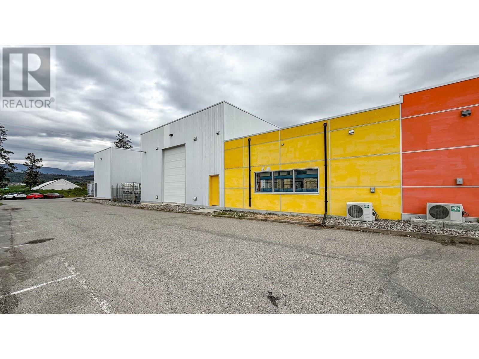 9013 - 9021 Jim Bailey Road. Kelowna, British Columbia