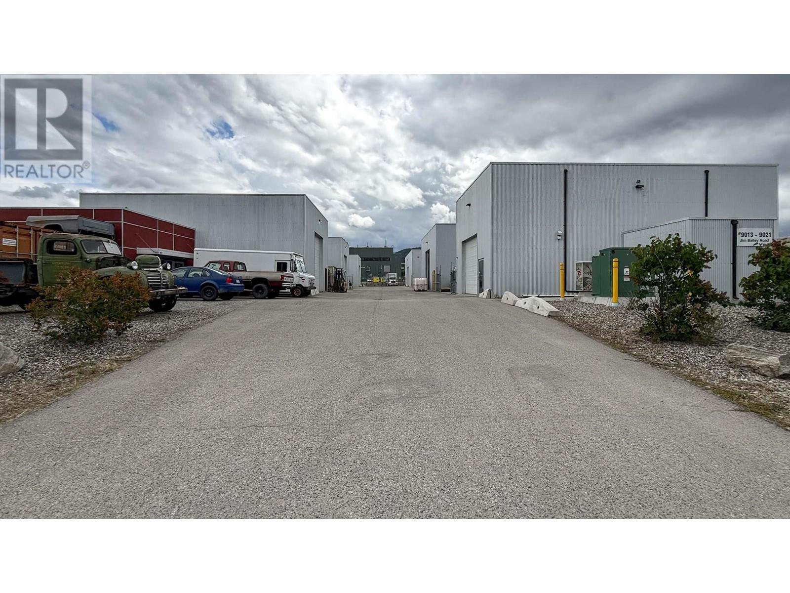 9013 - 9021 Jim Bailey Road. Kelowna, British Columbia