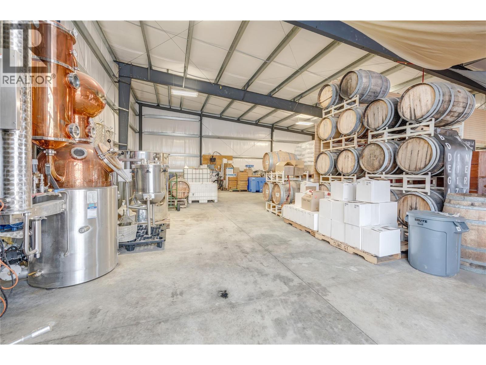 5214 Monro Avenue. Summerland, British Columbia