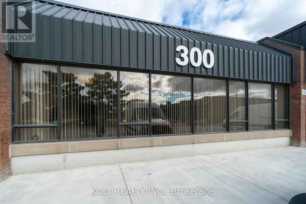26 - 300 Esna Park Drive, Markham (milliken Mills West)