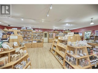 6206 Canyon View Road. Summerland, British Columbia