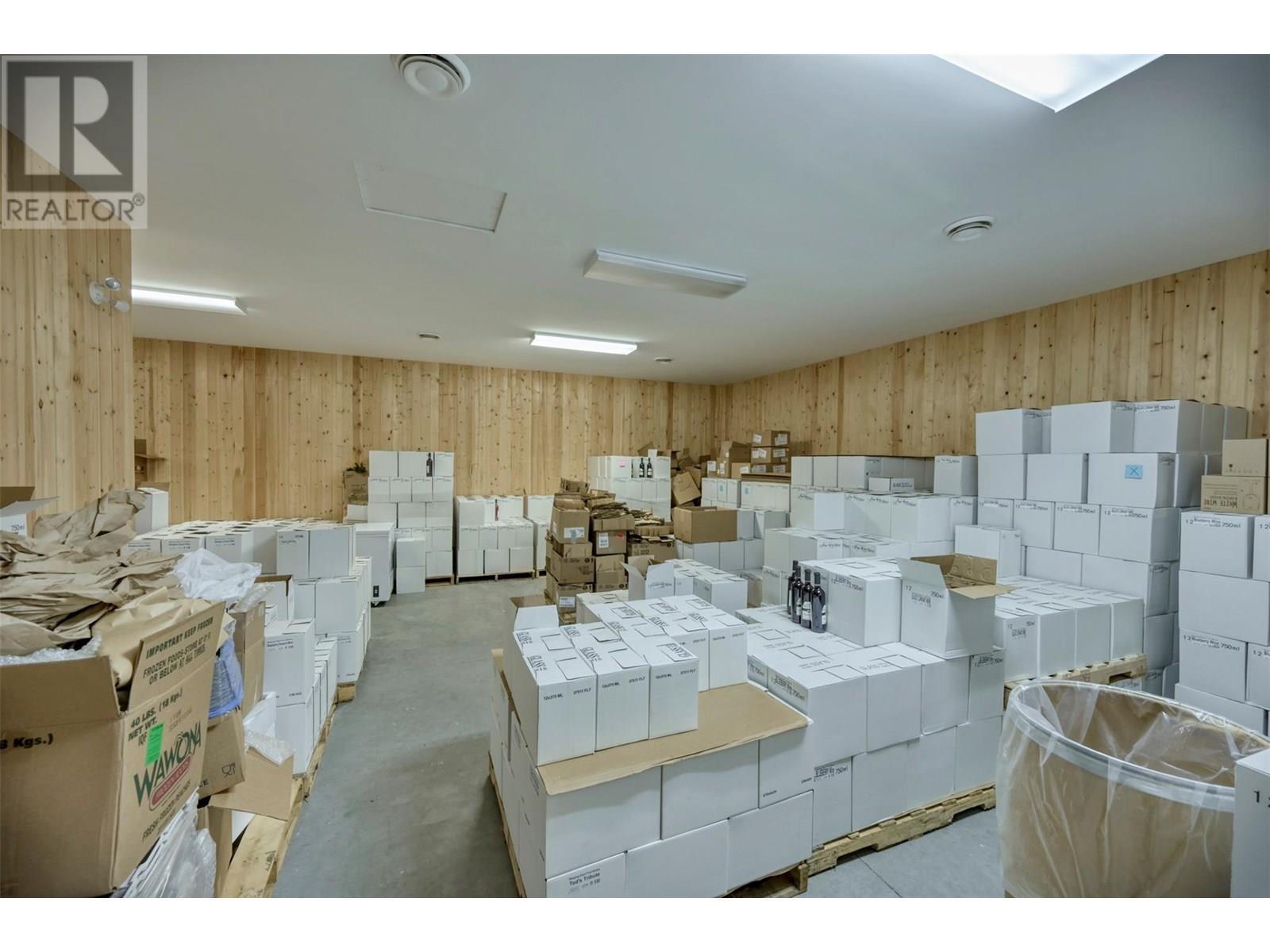 6206 Canyon View Road. Summerland, British Columbia