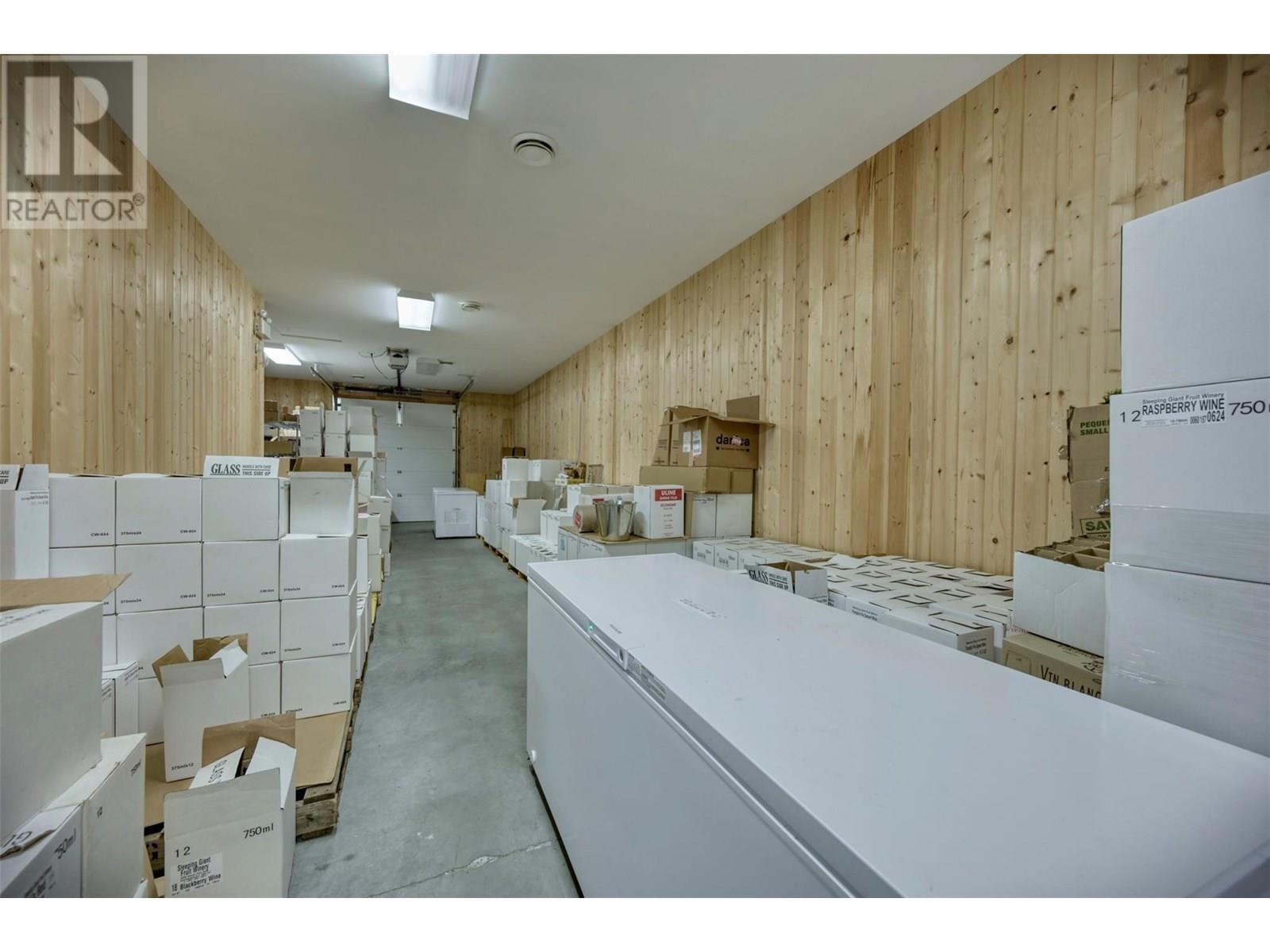 6206 Canyon View Road. Summerland, British Columbia