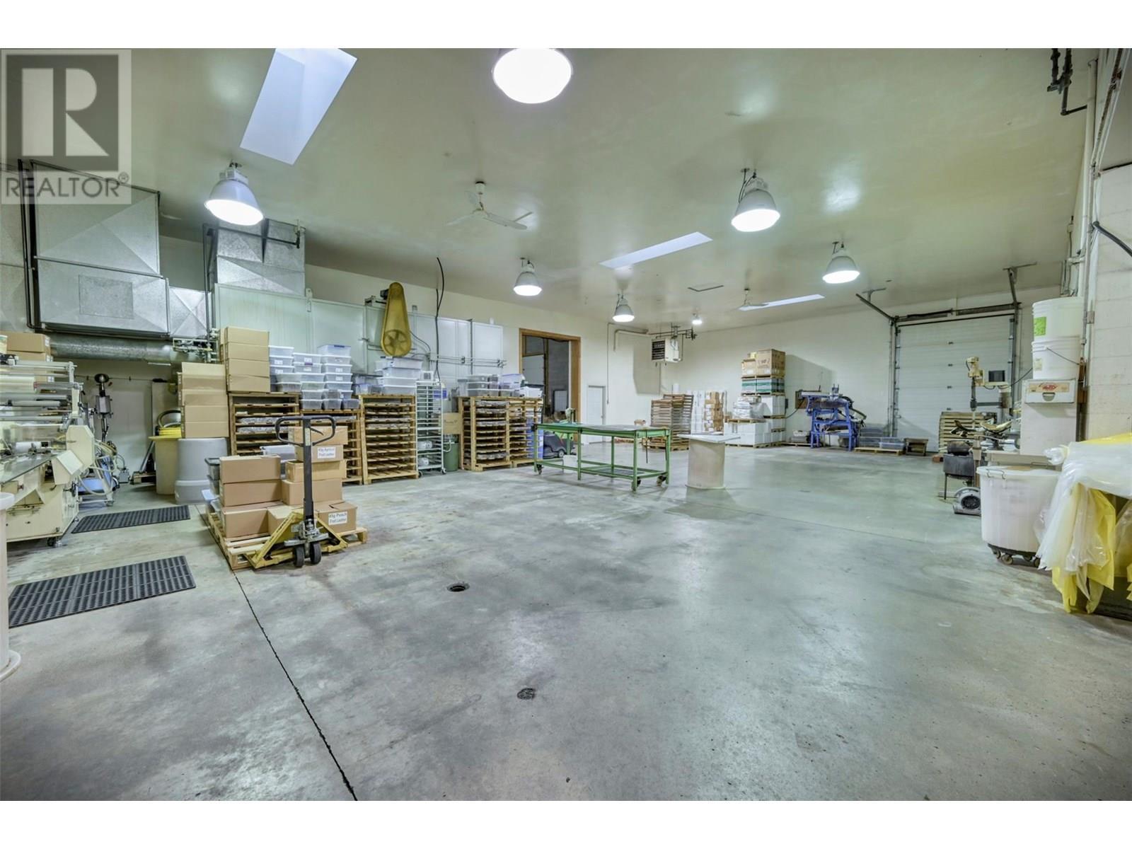 6206 Canyon View Road. Summerland, British Columbia