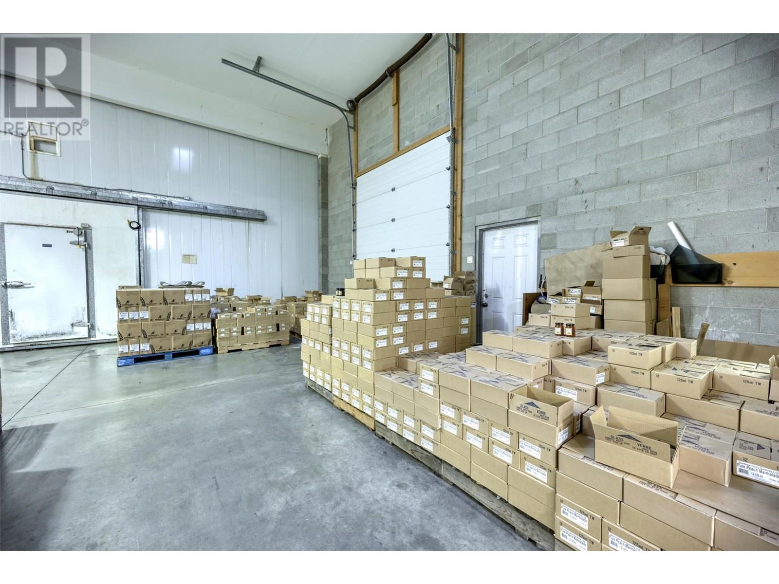 6206 Canyon View Road. Summerland, British Columbia