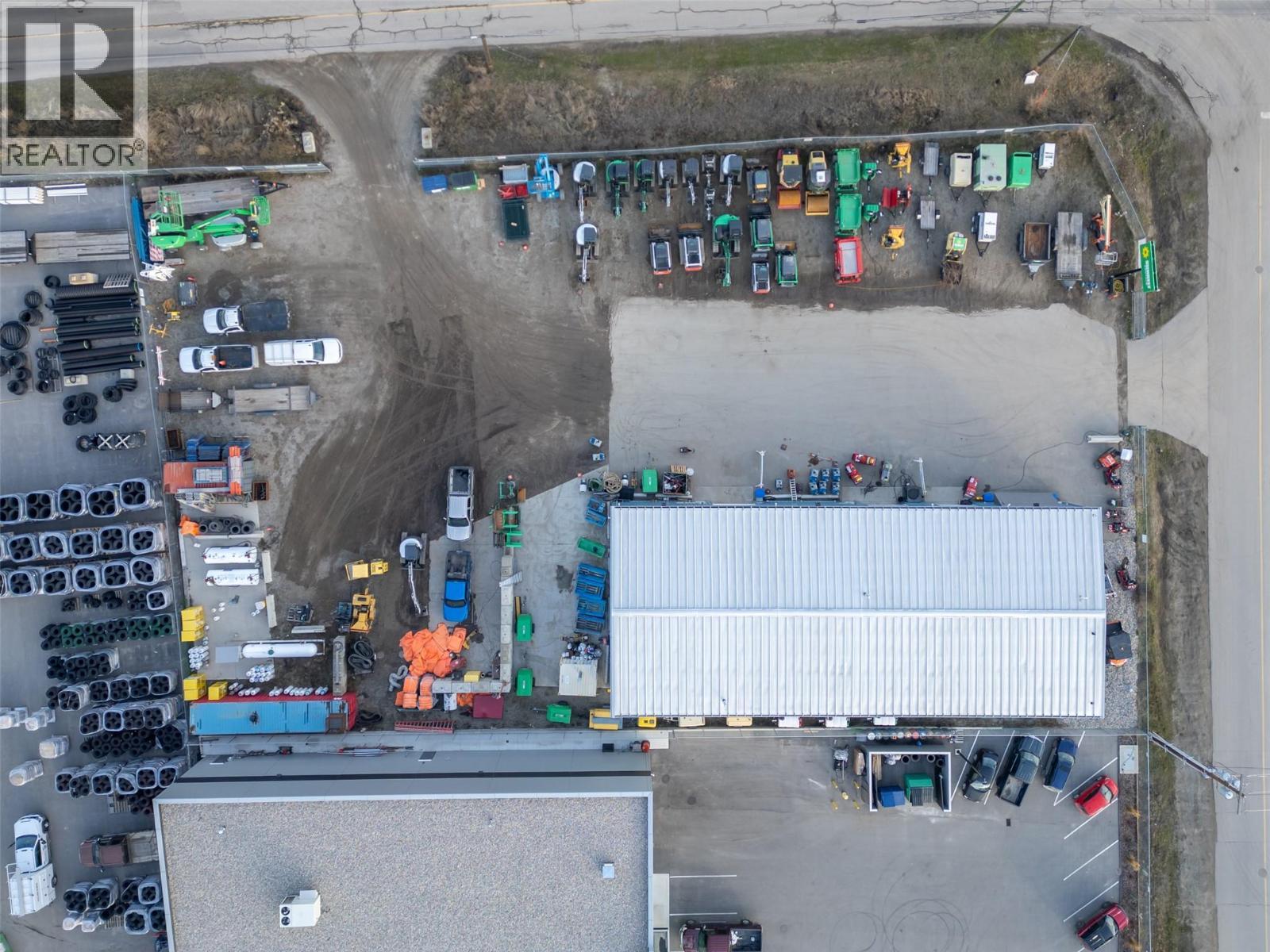 206 Maple Avenue. Oliver, British Columbia