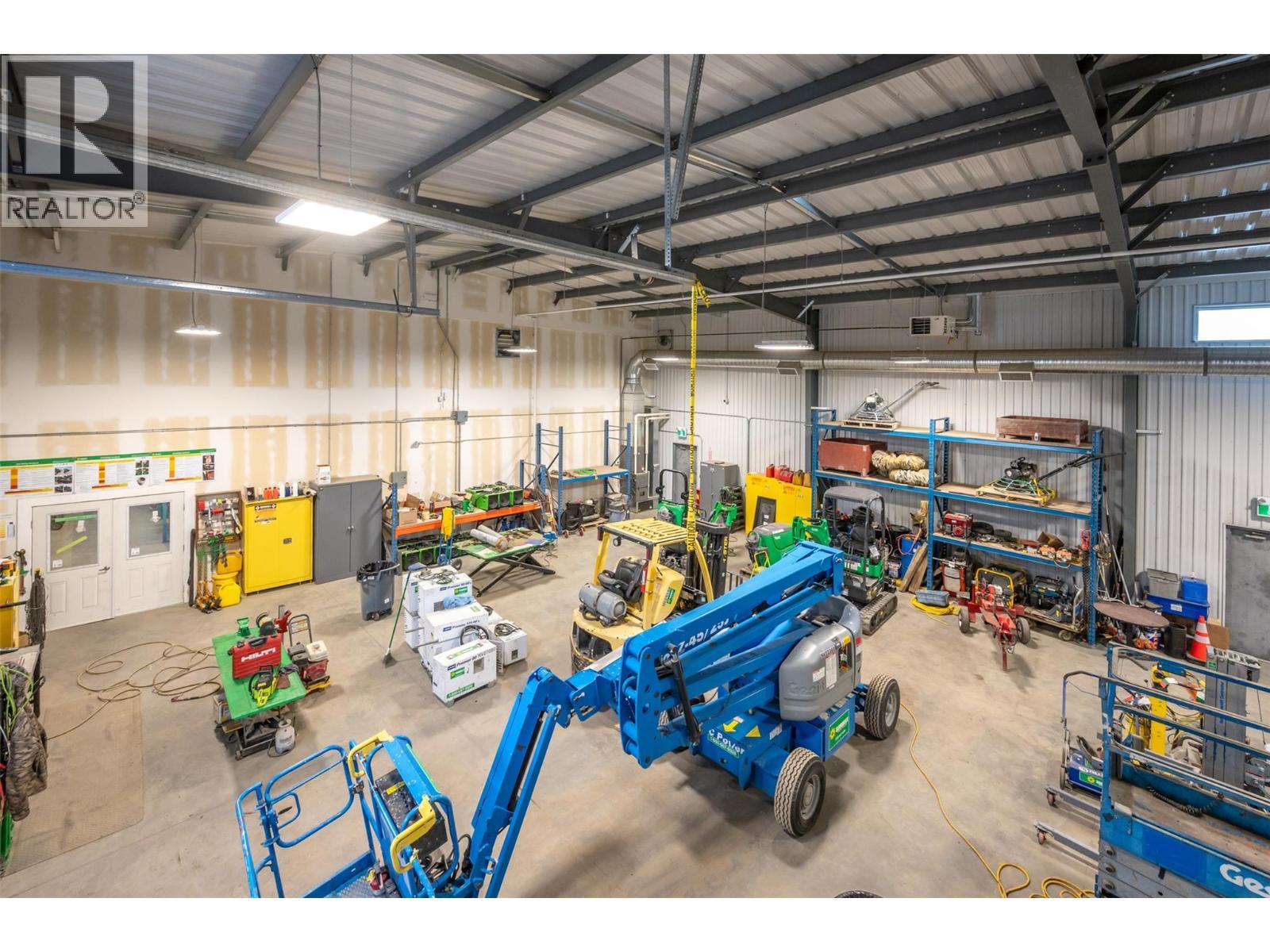 206 Maple Avenue. Oliver, British Columbia