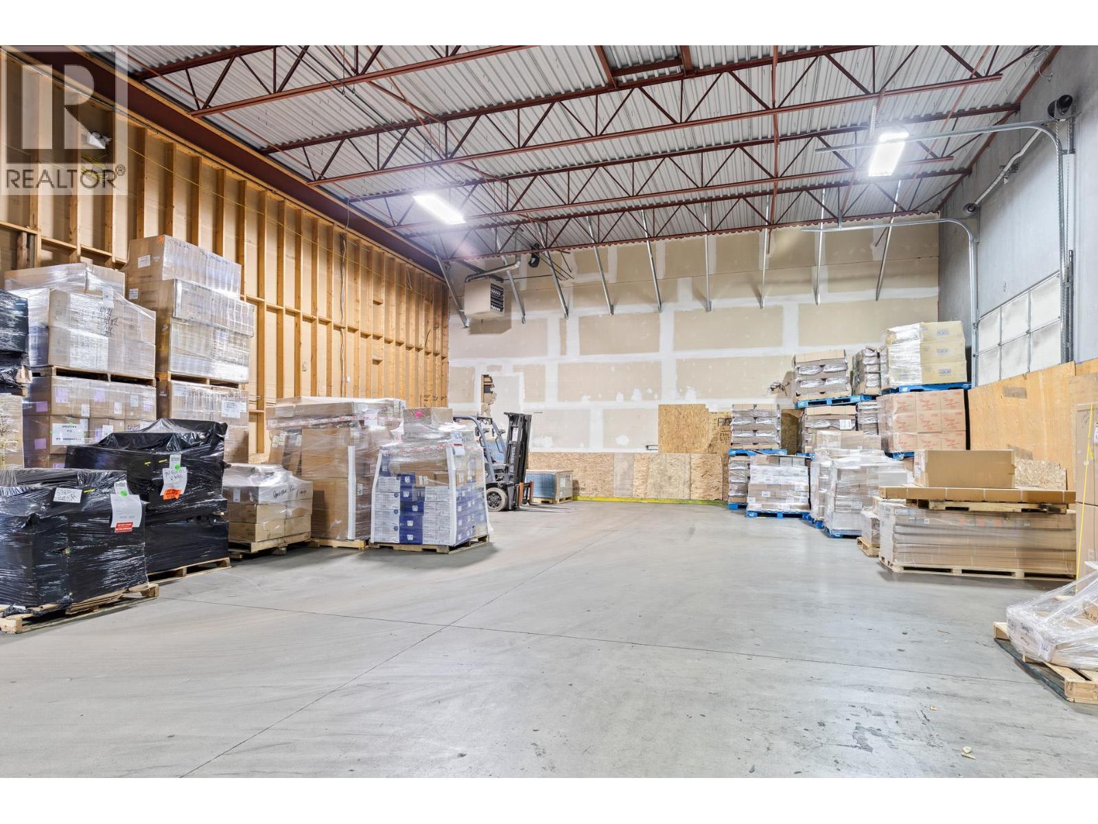 131 Tilley Road. Kelowna, British Columbia