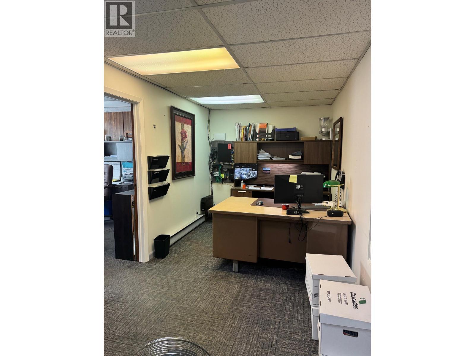 470 Beaver Lake Road. Kelowna, British Columbia