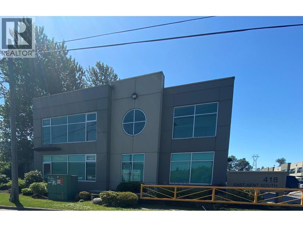 111 418 E Kent Avenue South, Vancouver