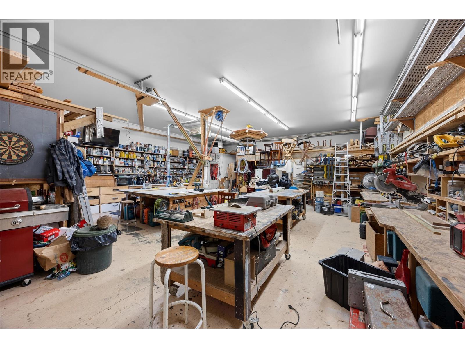 9503 Cedar Avenue. Summerland, British Columbia