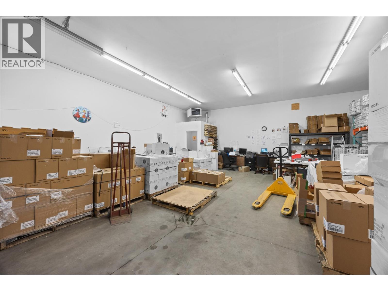 9503 Cedar Avenue. Summerland, British Columbia