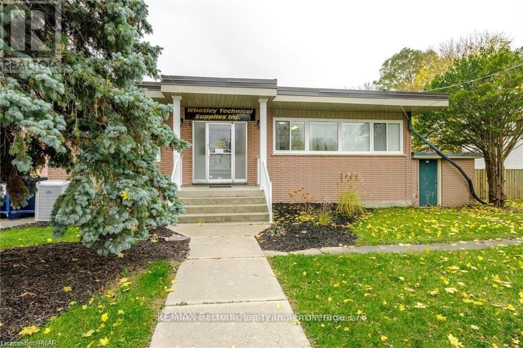 71 Princess Street, Peterborough (town Ward 3)