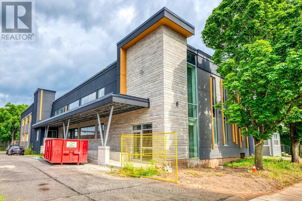 101 - 401 Victoria Avenue N, Hamilton (landsdale)