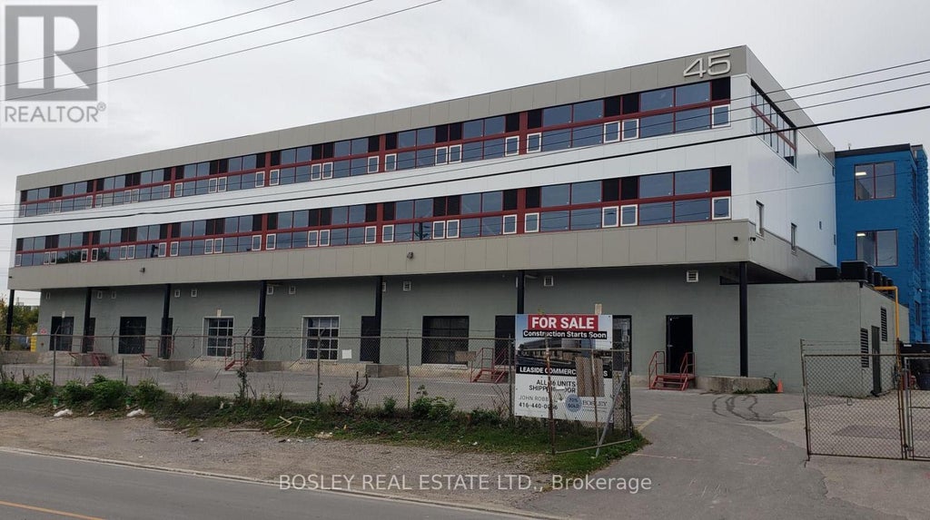 208 - 45 Industrial Street, Toronto (leaside)