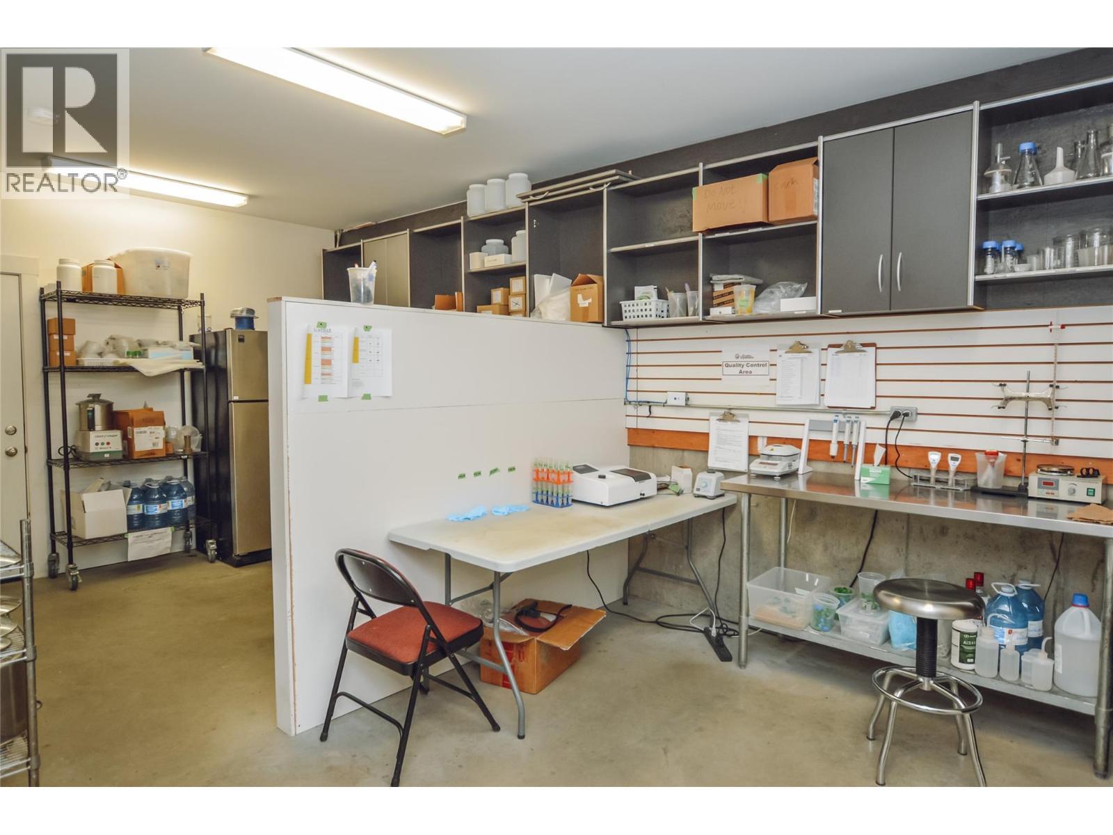 9206 Shale Avenue. Summerland, British Columbia