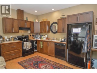 9206 Shale Avenue. Summerland, British Columbia