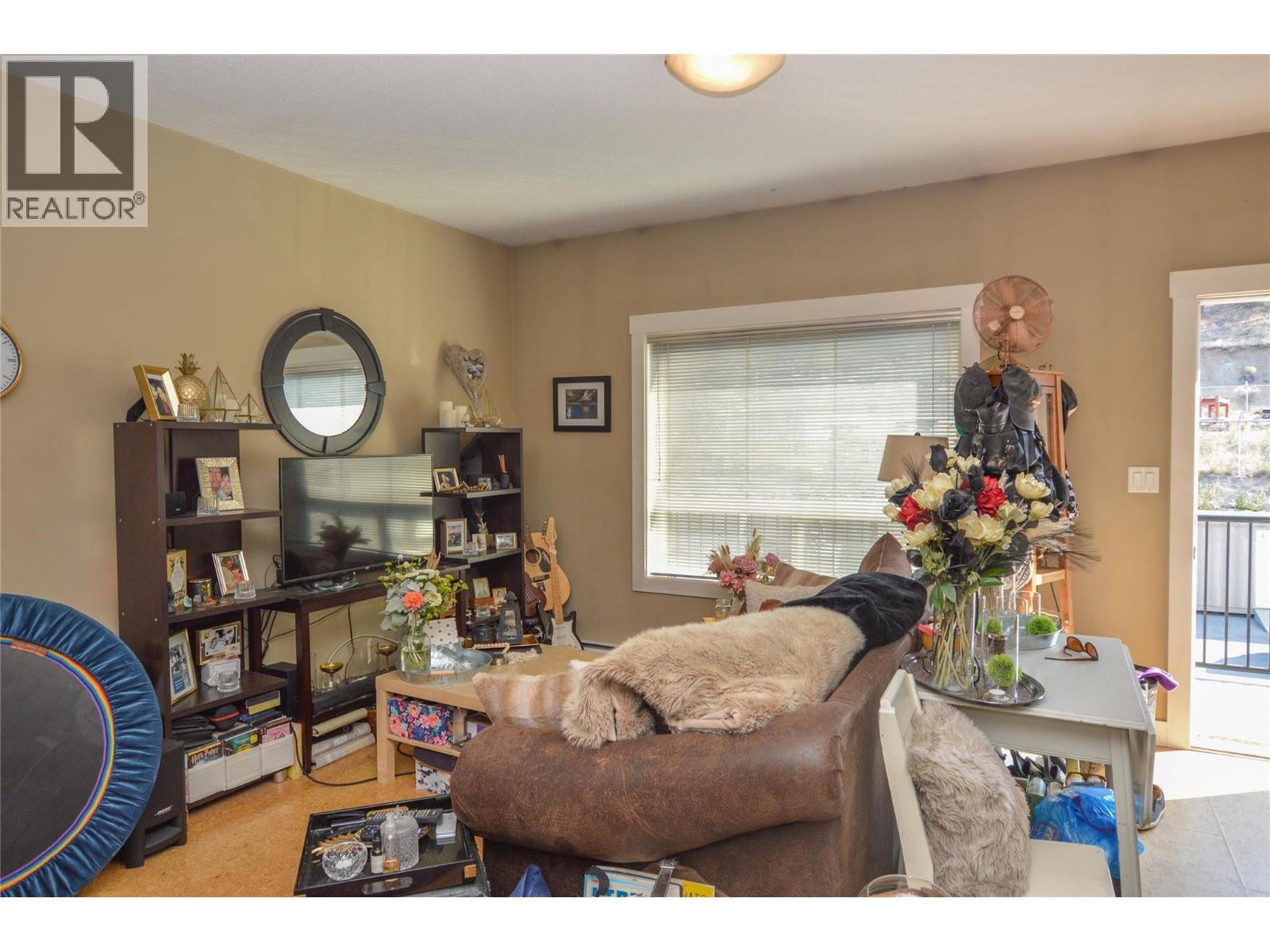 9206 Shale Avenue. Summerland, British Columbia