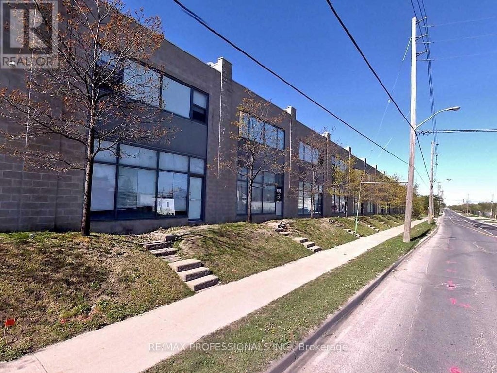 34 - 300 New Toronto Street, Toronto (new Toronto)