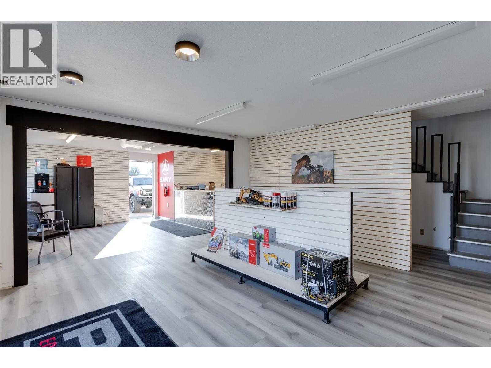 897 Stremel Road. Kelowna, British Columbia