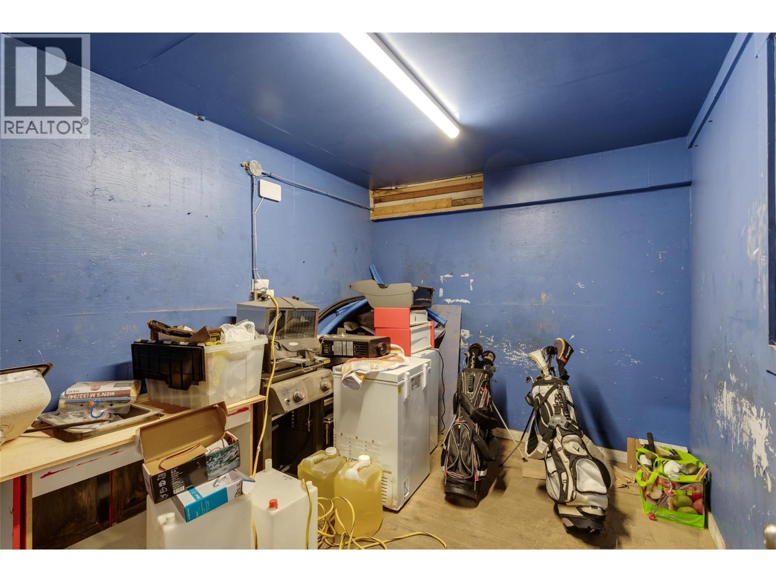 897 Stremel Road. Kelowna, British Columbia