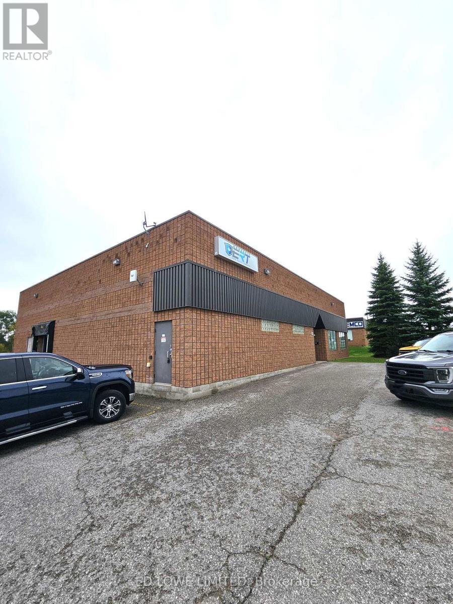 349 Huronia Road, Barrie (0 East)