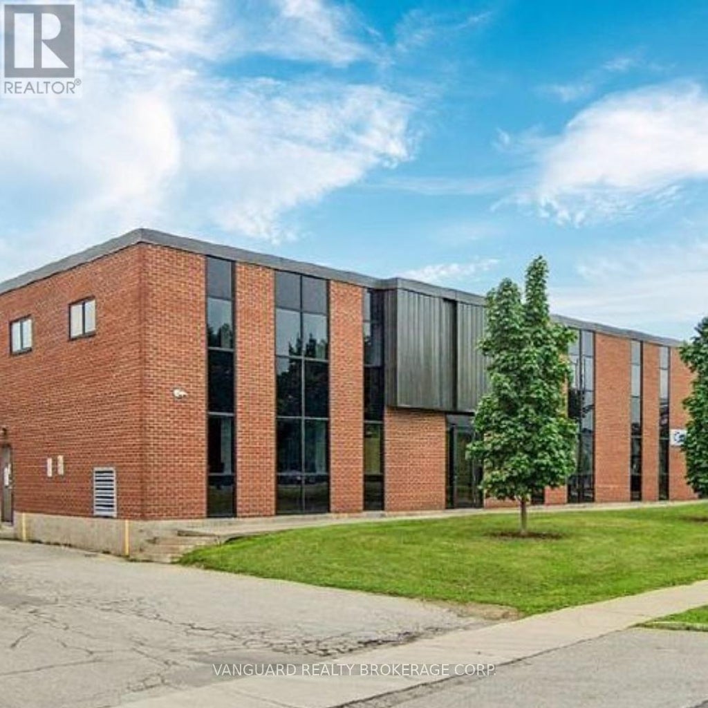 1 - 377 Canarctic Drive, Toronto (york University Heights)