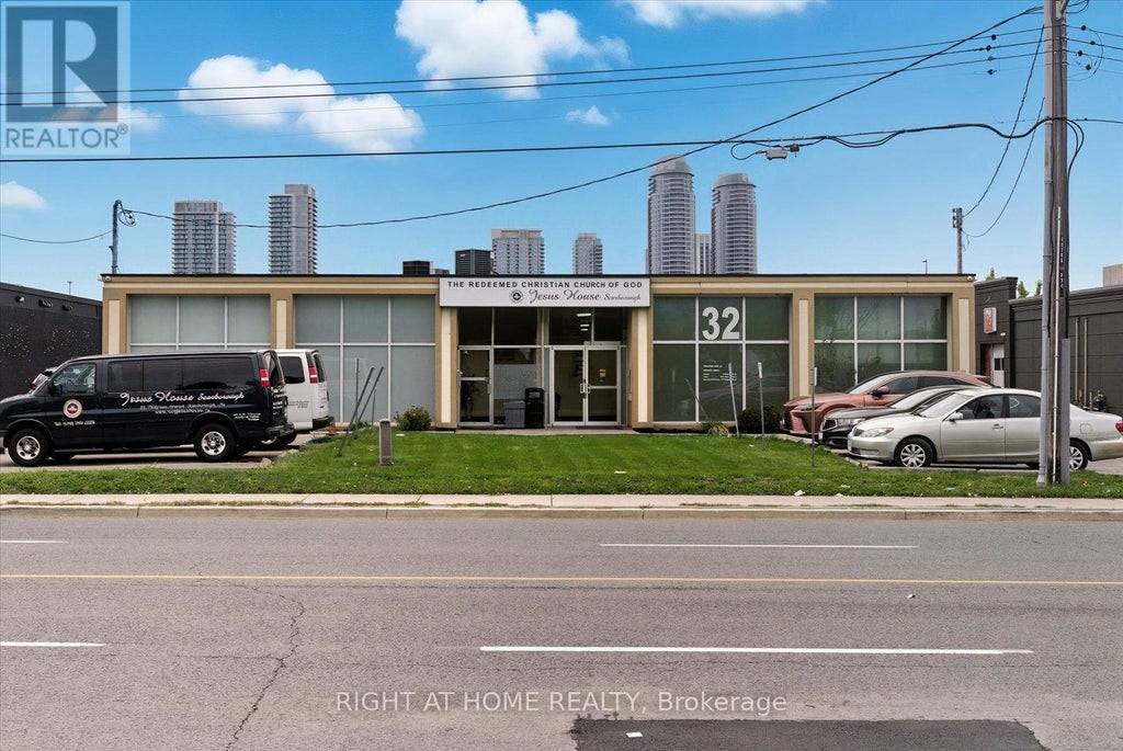 30-32 Progress Avenue, Toronto (dorset Park)