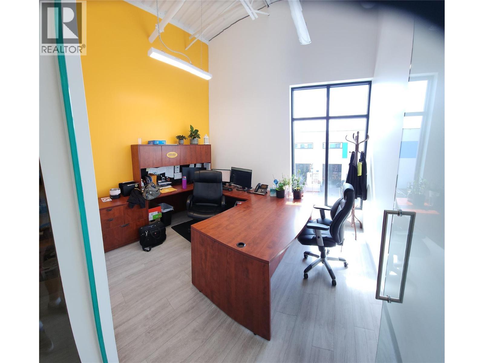 1625 Dilworth Drive Unit# 205. Kelowna, British Columbia