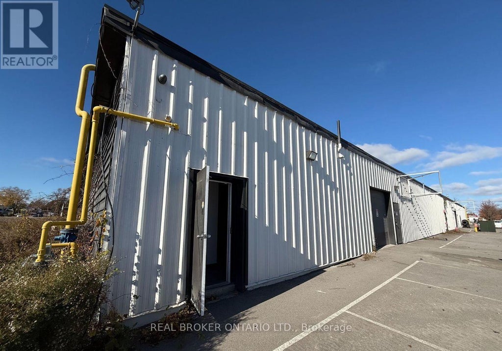 6a - 5900 Thorold Stone Road, Niagara Falls (cherrywood)