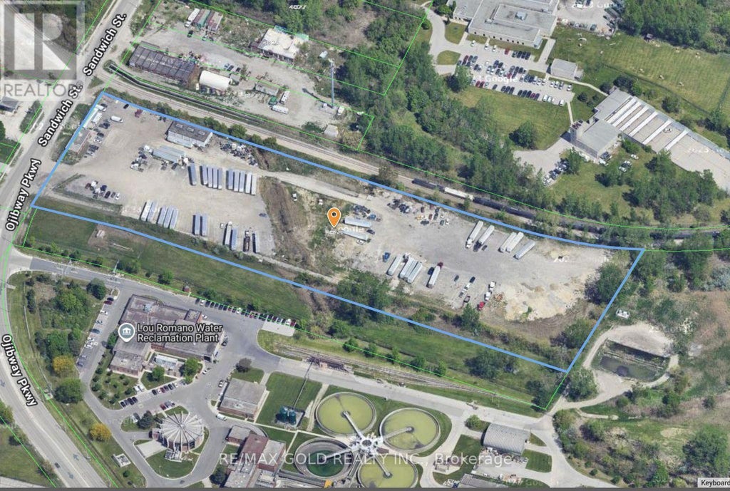 4059 Sandwich Street, Windsor