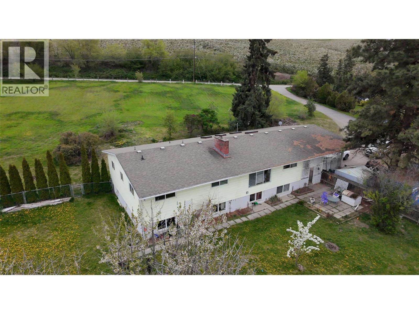 6594 Pleasant Valley Road. Vernon, British Columbia