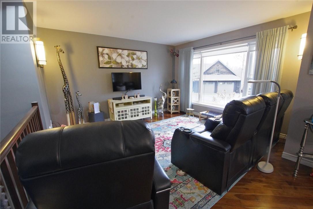 619 Bonin Street, Azilda Property Listing MLS® 2115563