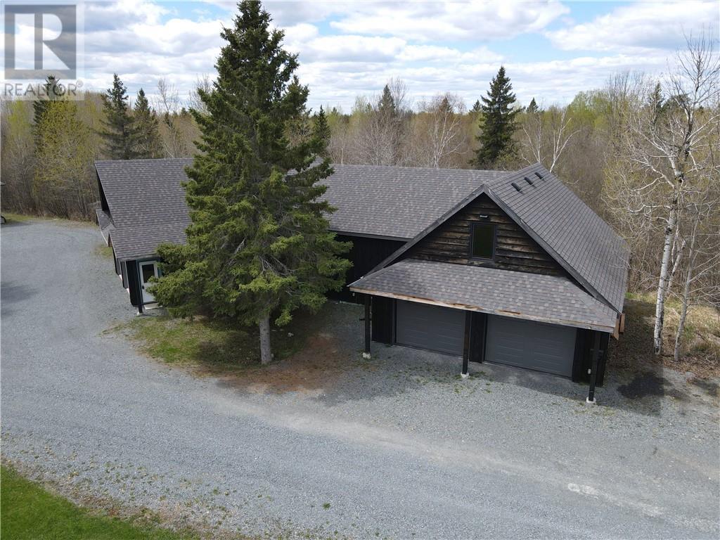 619 Bonin Street, Azilda Property Listing MLS® 2115563