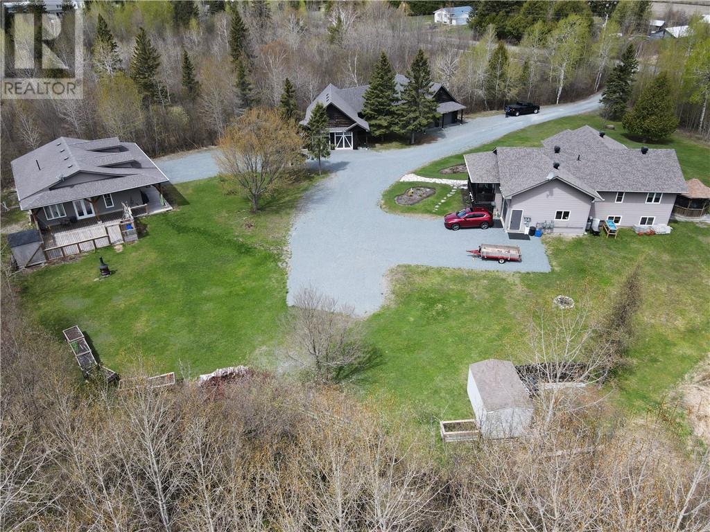 619 Bonin Street, Azilda Property Listing MLS® 2115563