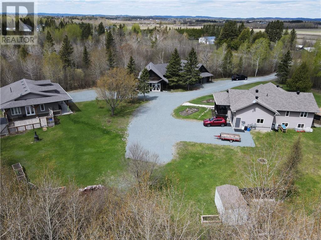 619 Bonin Street, Azilda Property Listing MLS® 2115563