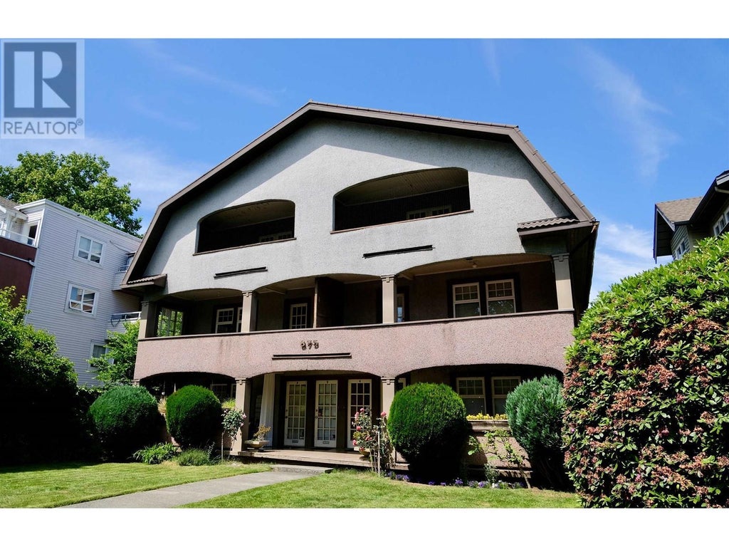 875 W 14th Avenue, Vancouver